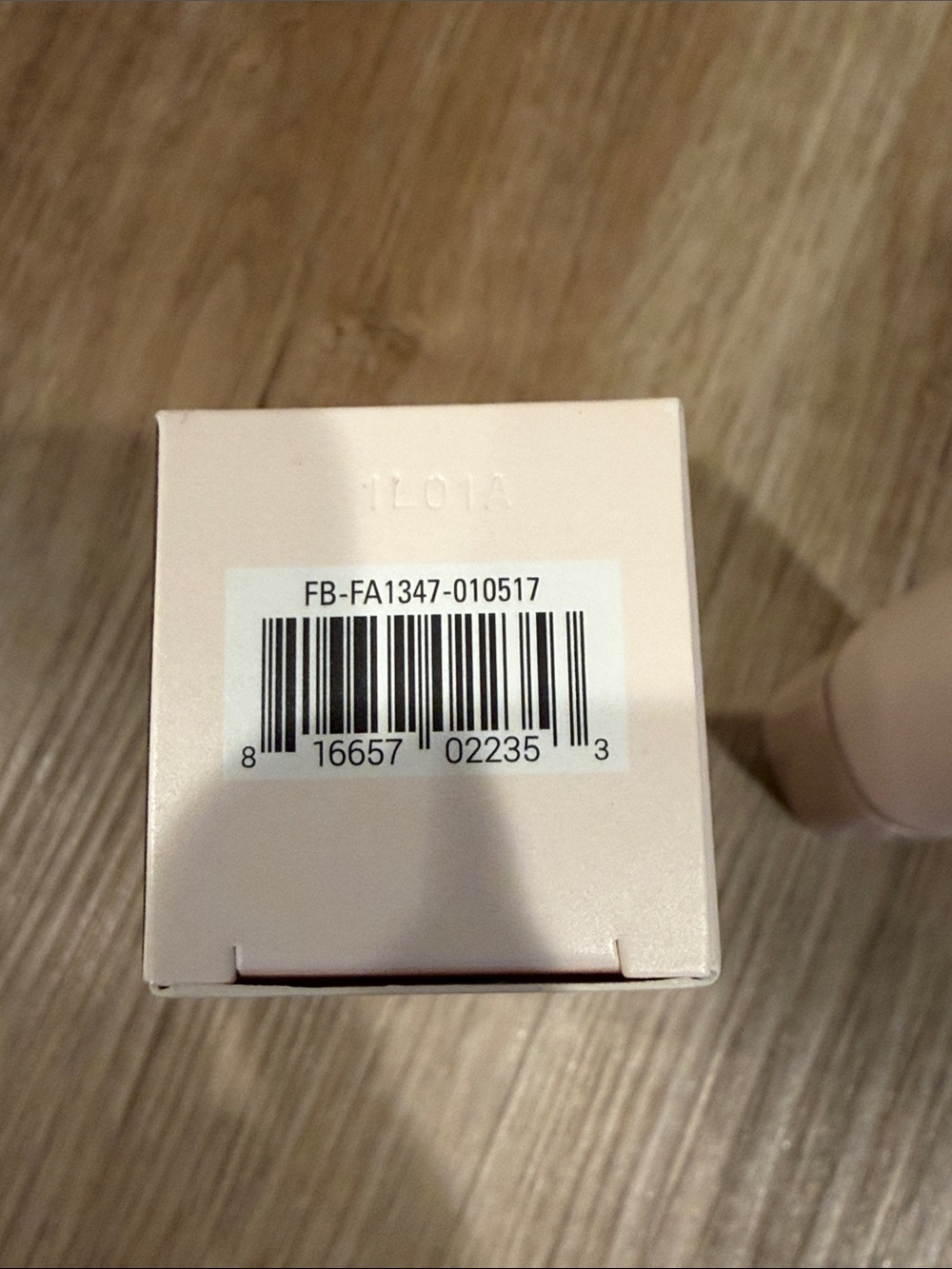 Fenty Beauty Primer in Pale Pink Pearlescent - Picture 4 of 4